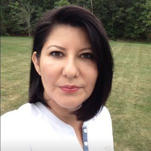 Meet your Posher, Sonia